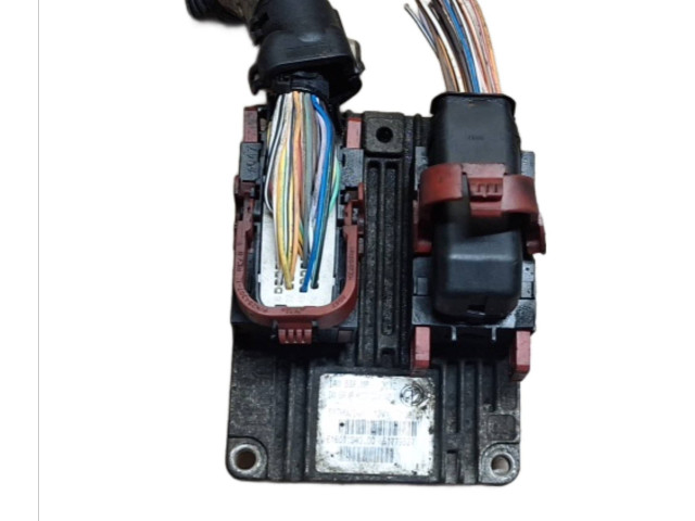 Блок управления двигателем Блок управления 51779527, 6160134300 Fiat Albea