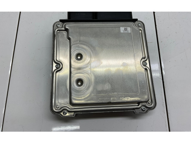 Блок управления двигателя 8R0907401E   Audi Q5 SQ5