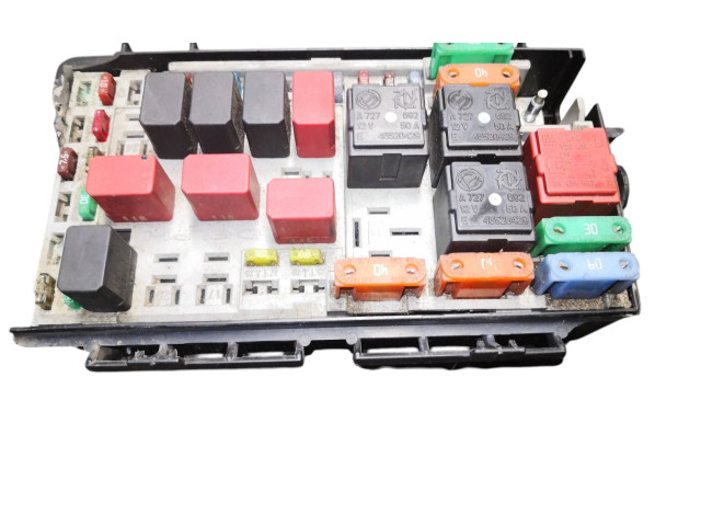 Блок предохранителей 51701704 Fiat Grande Punto