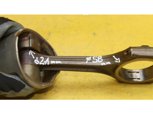 Píst    Audi A8 S8 D3 4E     