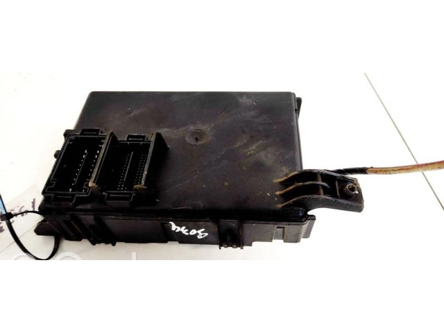 Pojistková skříňka 00517817580, 28050016 Fiat Punto (188) 2006