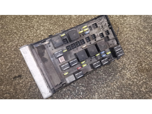 Блок предохранителей 05144579AB Chrysler Voyager