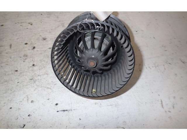 Вентилятор печки Dacia Logan I