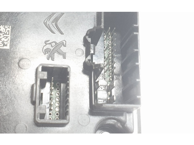 Блок управления Xenon