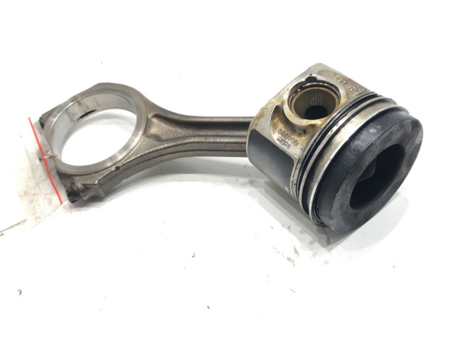 Píst BVN   Audi A8 S8 D3 4E     