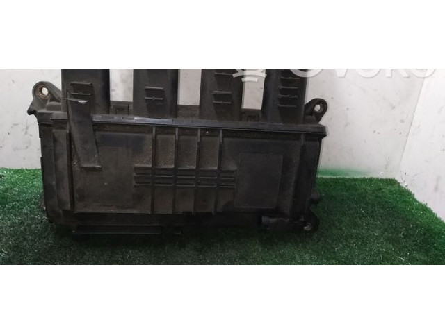 Всасывающий коллектор    8200166856   Renault Clio II