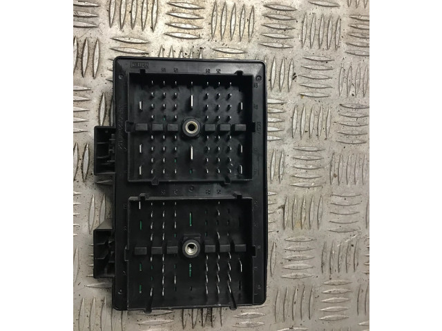 Блок предохранителей    Chevrolet Captiva    