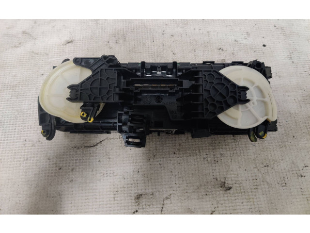 Блок управления климат-контролем 7H0820045AC, 69740003   Volkswagen Transporter  Caravelle T5