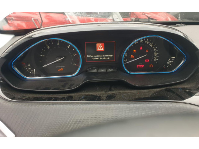 Панель приборов 76.098KM   Peugeot 2008 I       