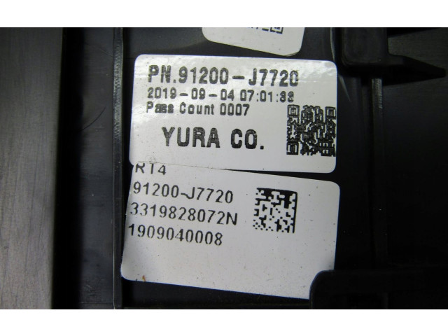 Блок предохранителей 91200J7720 KIA Ceed