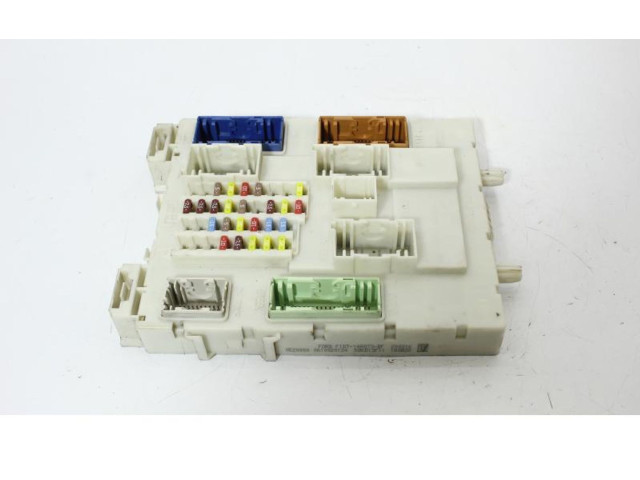 Блок предохранителей F1DT14A073BF   Ford Transit -  Tourneo Connect    