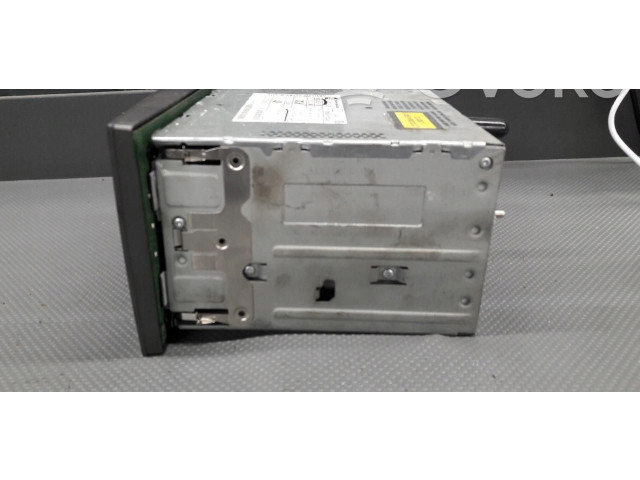 Pojistková skříňka Радио/ проигрыватель / навигация 13255557 Opel Zafira B 2009