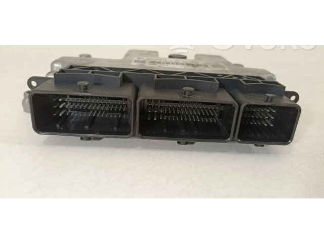 Блок управления двигателя 237105748R   Renault Twingo III
