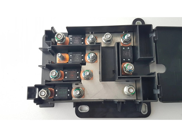 Блок предохранителей CX2314A175AB Jaguar XF X250