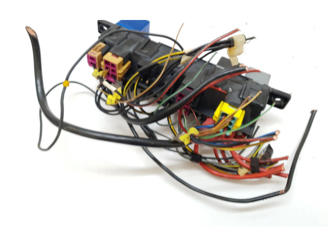   Pojistková skříňka 4A0941822, 4A0941822   Audi A8 S8 D2 4D 1998