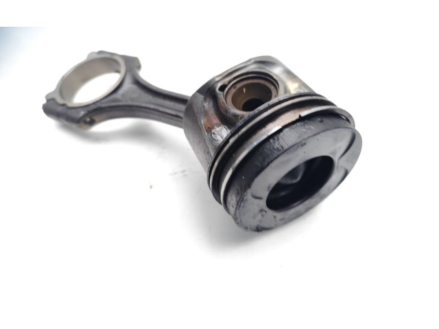 Píst OM640.940, 640.940 Mercedes-Benz A W169 OM640.940