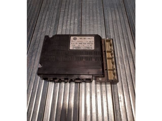 Блок управления 3D0907040F   Volkswagen Phaeton