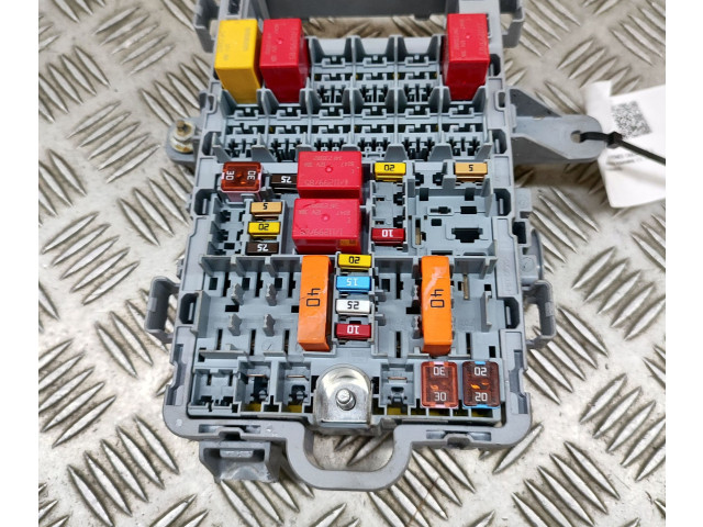 Pojistková skříňka 51987784 Alfa Romeo Giulia 2023