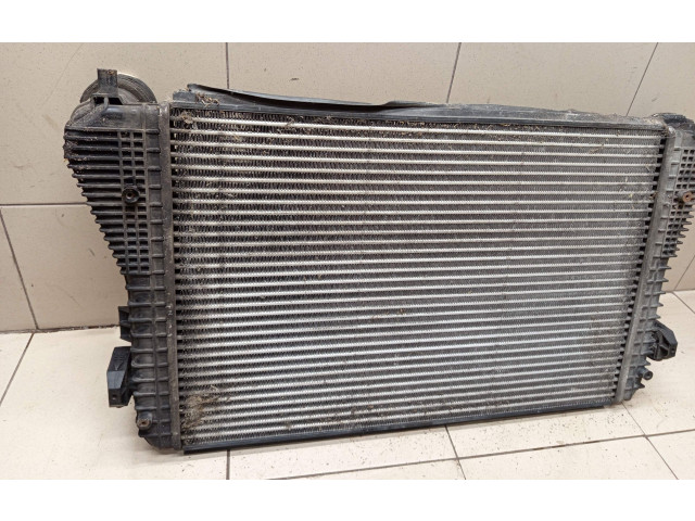 Интеркулер 1K0145803E Volkswagen Touran I