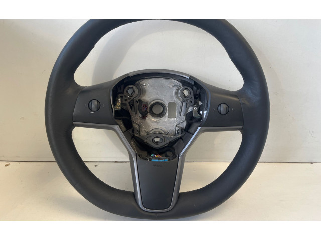 Руль Tesla Model 3 2017 - года 1490214CNB, 8002838