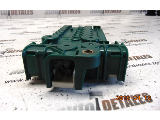 Pojistková skříňka 8387543 BMW 5 E39 2001