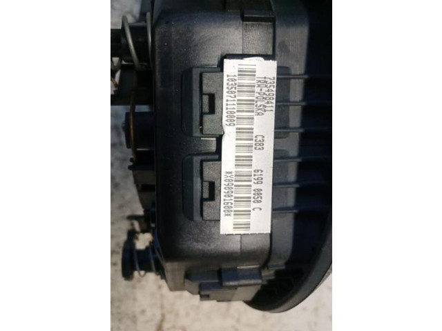 Подушка безопасности водителя 735498411, 169A4000   Ford Ka