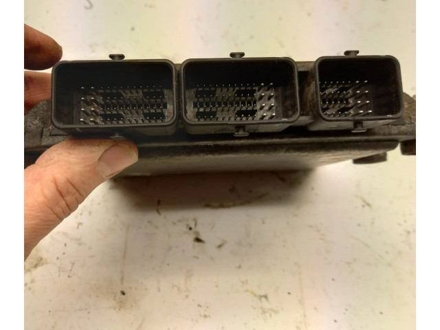 Блок управления двигателя 30729518, 30729518 Volvo S40