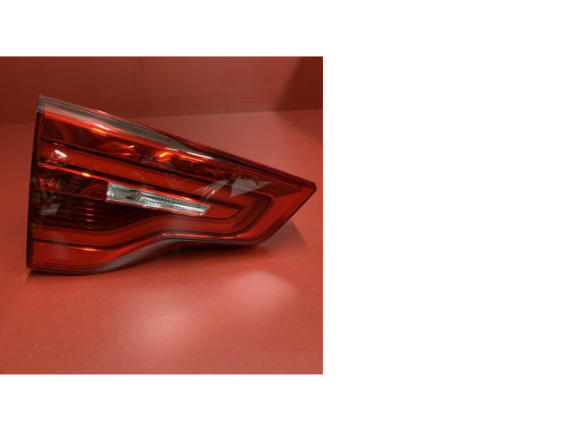 Задний фонарь в крышке