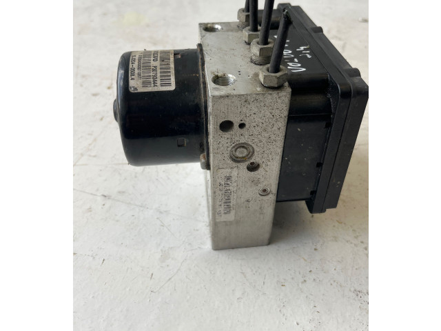 Блок АБС 30793445, 00401396E0 Volvo V70 2000 - 2004 года