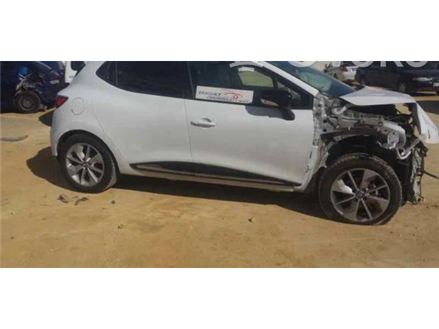 Комплект вентиляторов         Renault Clio III 