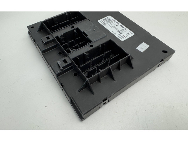 Блок комфорта 5Q0937086AA Skoda Octavia Mk3 (5E)