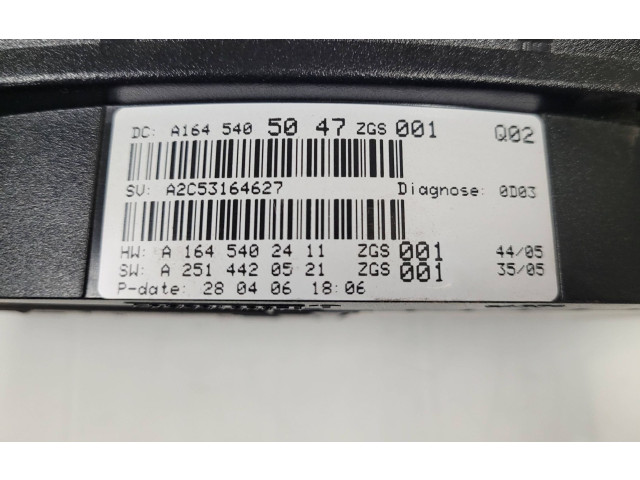 Панель приборов A1645405047, A1645402411   Mercedes-Benz ML W164       