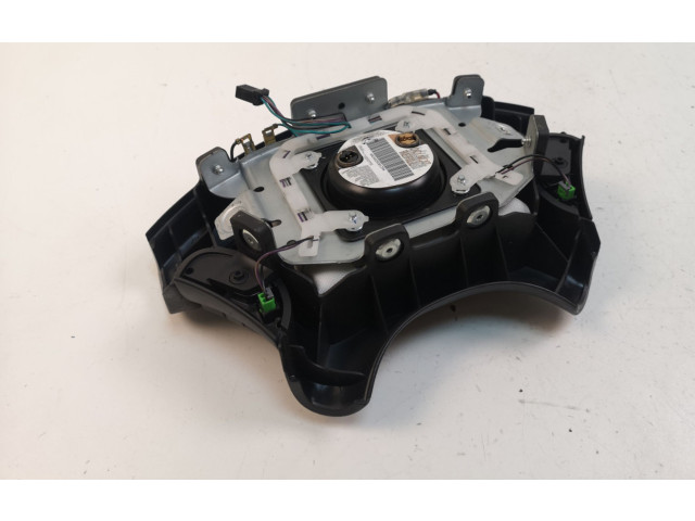 Подушка безопасности водителя 73427A, P0YS01DVAD Chrysler Voyager