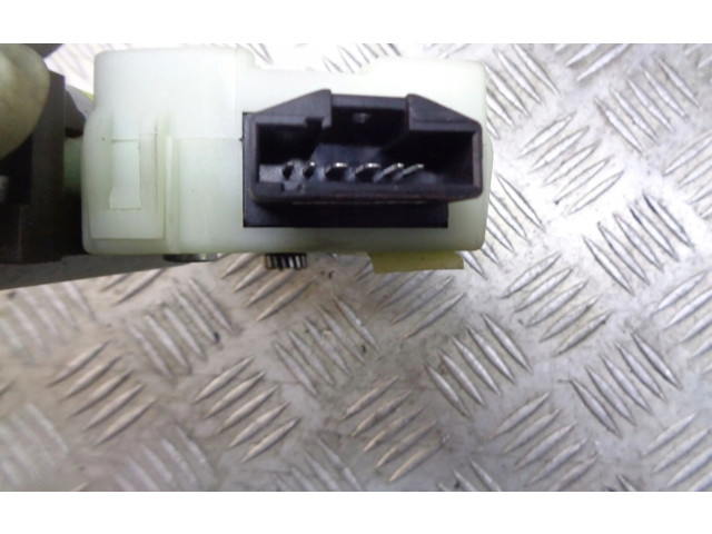 Vstřikovací lišta 17004680 Peugeot 307