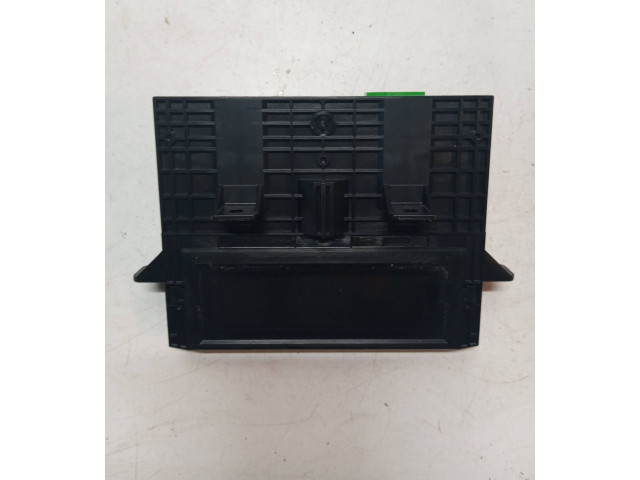 Дисплей    30772584   Volvo XC60