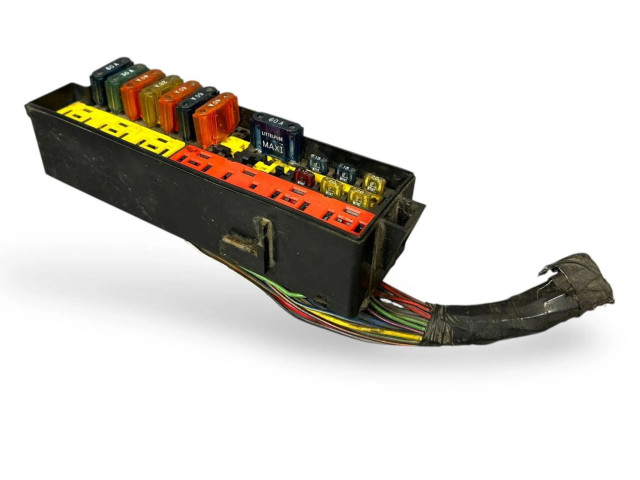 Блок предохранителей 56005949, 56017151 Jeep Cherokee XJ