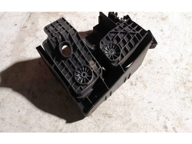 Блок предохранителей 1k0907361 Volkswagen Golf Plus