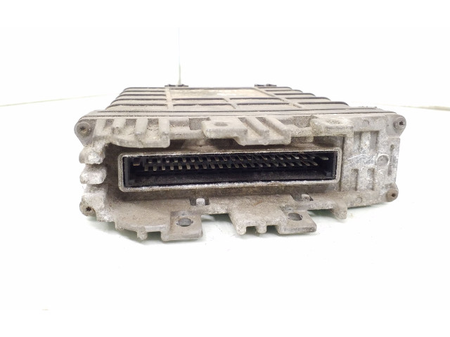 Блок управления двигателя 037906024AG Seat Cordoba (6K)