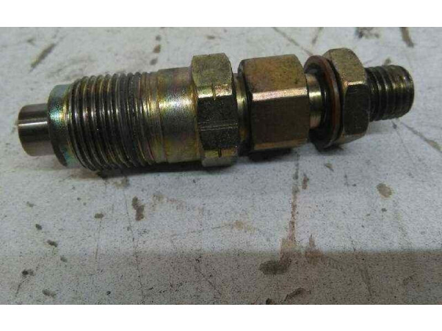 Vstřikovač    Nissan Terrano    TD27 