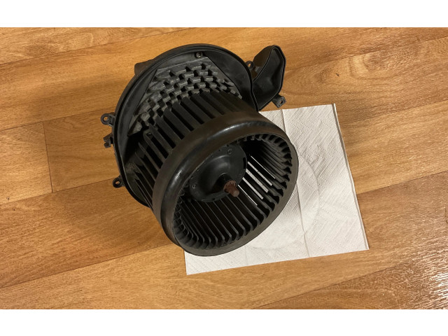 Вентилятор печки    LHD28417, LHD86577   Volvo V70