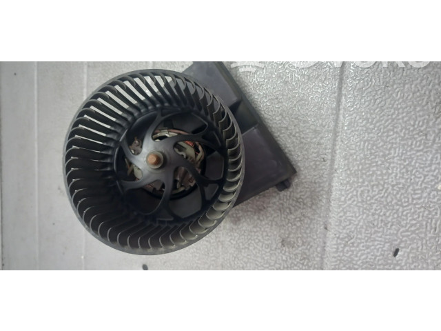 Вентилятор печки       Volkswagen Golf III