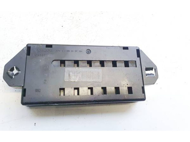 Блок предохранителей  9162323, 9162323   Volvo S80    