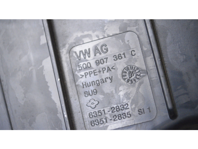 Блок предохранителей  5Q0907361C   Audi A3 S3 8V    