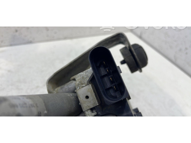 Моторчик дворников 1T0998021A    Volkswagen Touran I