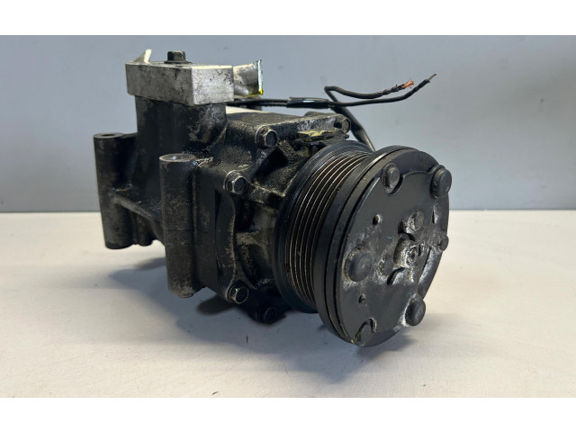 Вакуумный насос центрально замка     4588121, 4588121    Ford Focus 