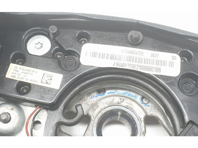 Руль Mercedes-Benz ML W164  2005 - 2011 года A1644604703, A16446047039E37      