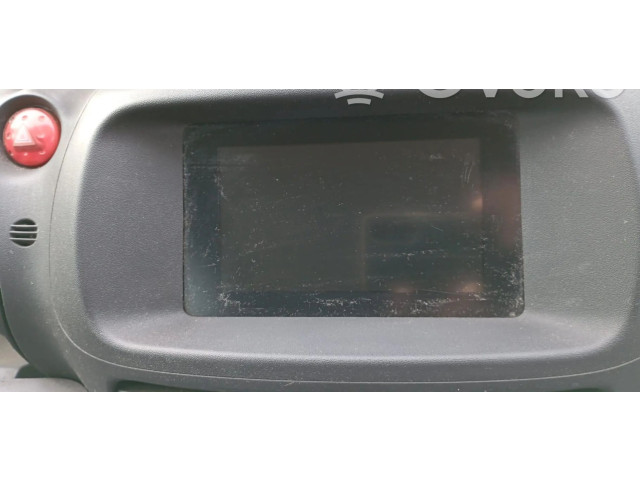 Přístrojová deska Nissan Almera Tino