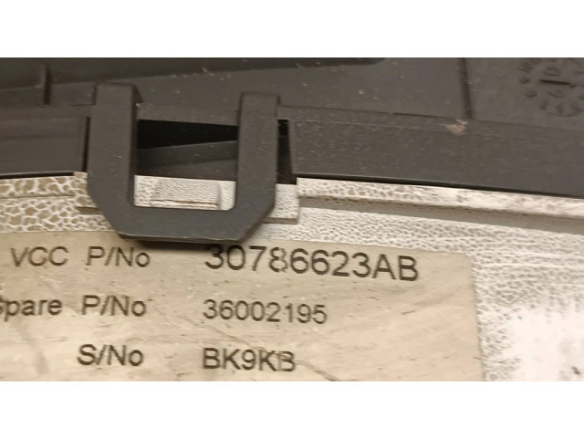 Панель приборов 30786623ab, 36002195   Volvo V70       