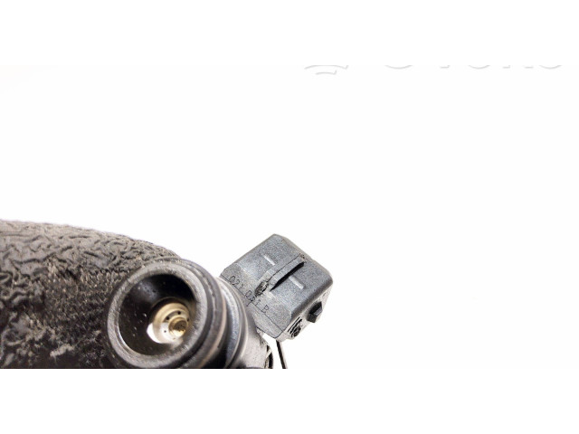 Форсунка 021031B    Volkswagen Bora   