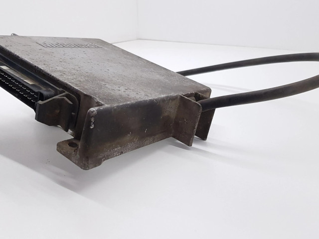 Блок управления двигателем Блок управления 85GB12A297   Ford Sierra